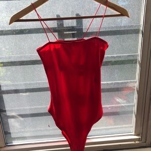 Red Boohoo body suit♥️♥️